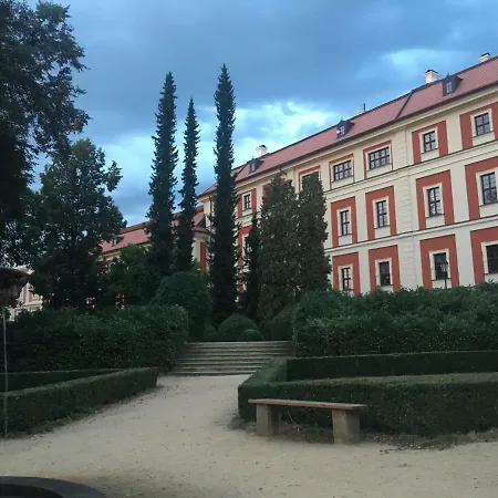 Gross-nadrazni 320 Ostrov